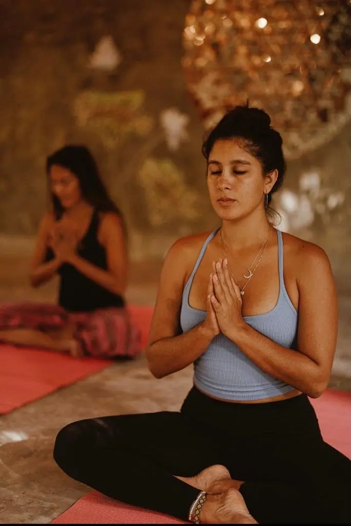 Práctica de meditación en Naya Nosara